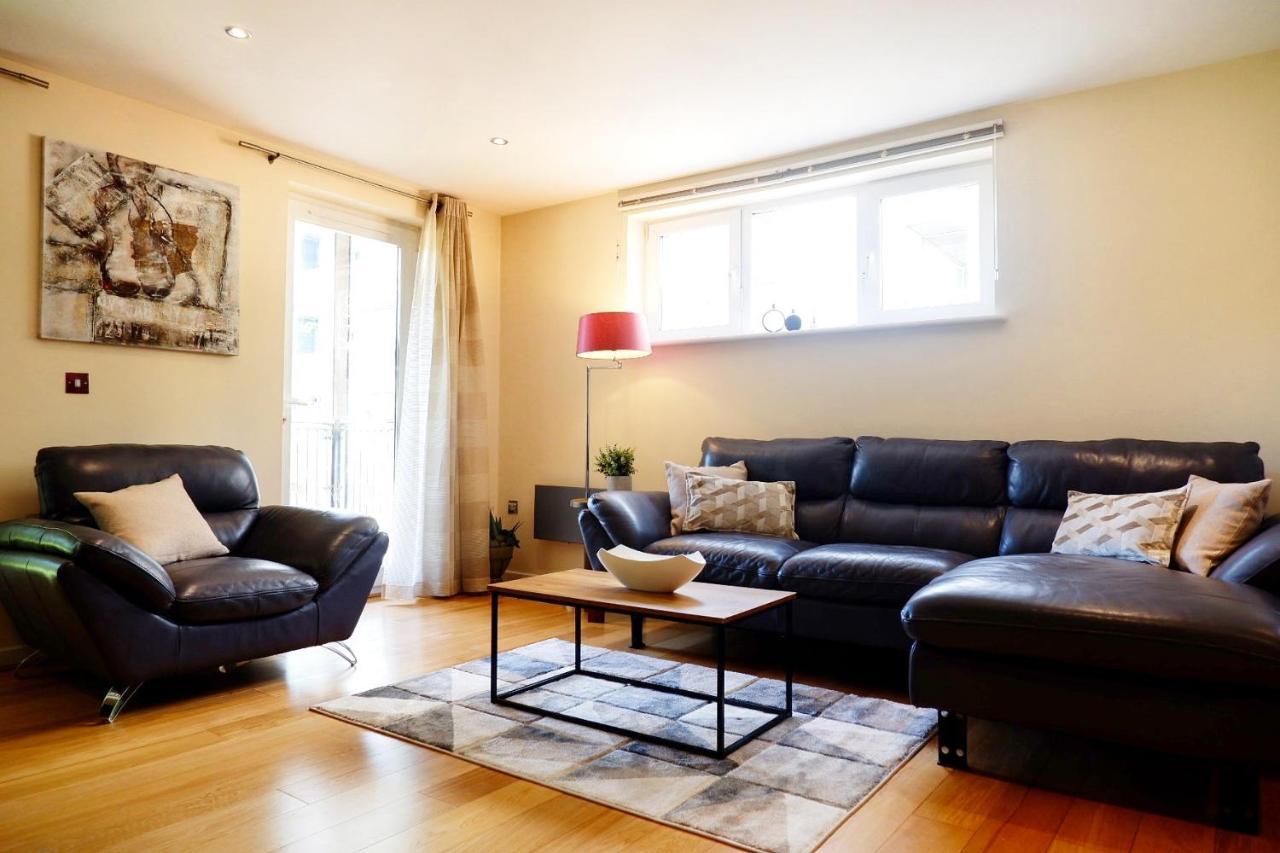 Stunning Apartment Close To Cambridge Station With Free Parking! Exterior foto