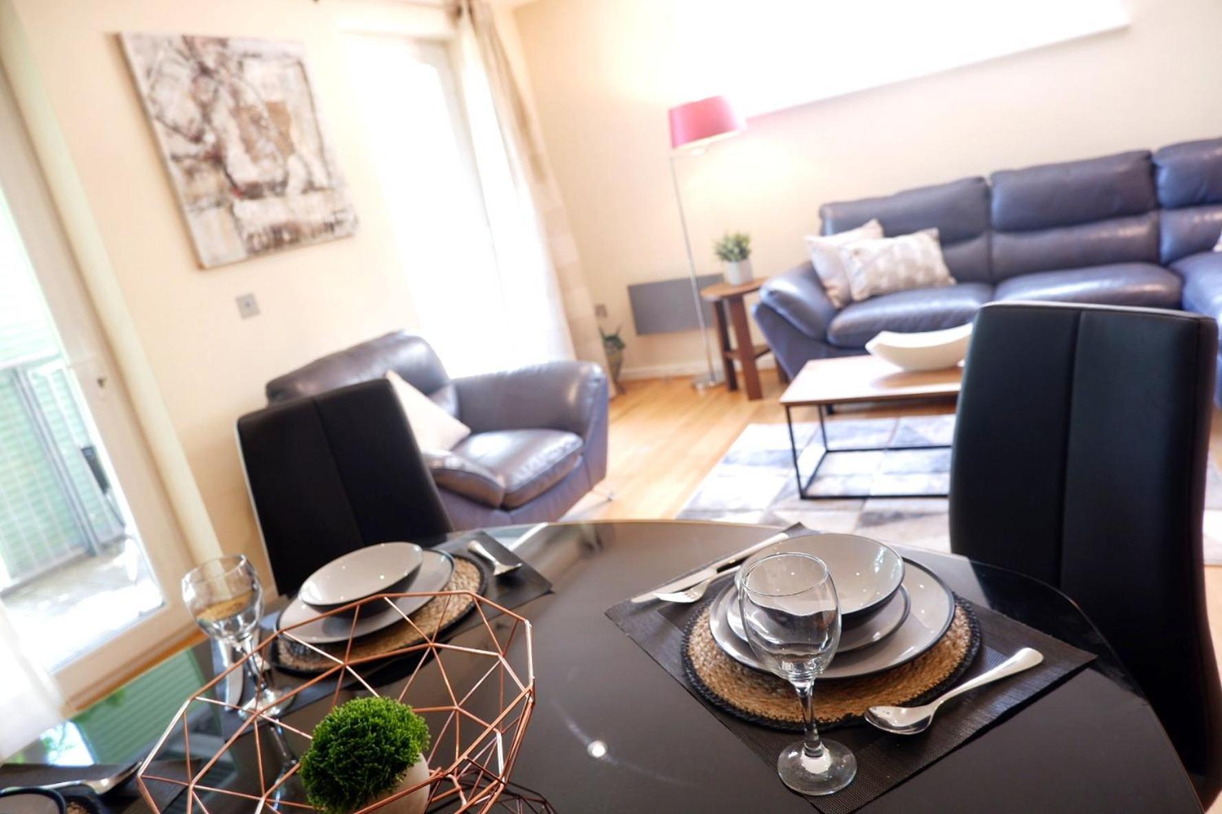 Stunning Apartment Close To Cambridge Station With Free Parking! Exterior foto